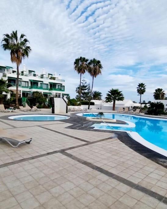Playa Bastian First Line Of The Sea Daire Costa Teguise Dış mekan fotoğraf